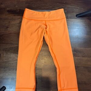 lululemon Reversible Vibrant Orange/Gray Athletic Leggings,‎ Size unk- poss 4